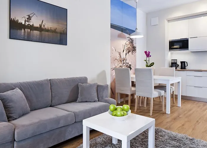 Szeroka - Old Town Holidays Gdańsk