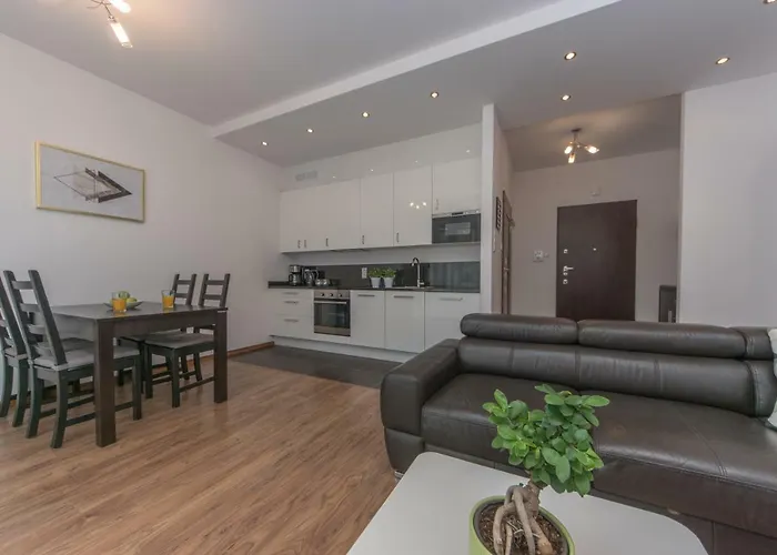 Szeroka - Old Town Holidays Gdańsk