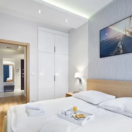 Szeroka - Old Town Holidays