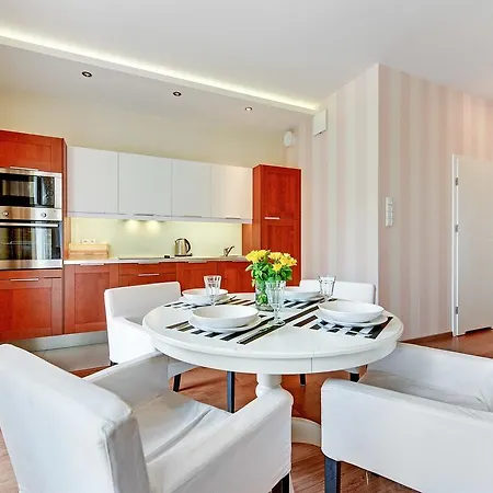 Szeroka - Old Town Holidays Gdańsk